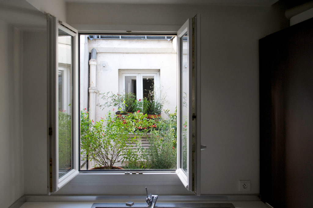 Jardinière Fenêtre Paris. Le Vert à Soi